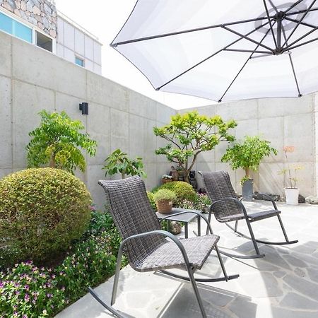 Gangneung 115 Dokchae Pool Villa Экстерьер фото